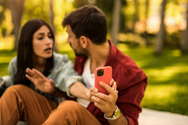 🖤 The Psychology of Missing Someone: How to Make Him Think About You Nonstop